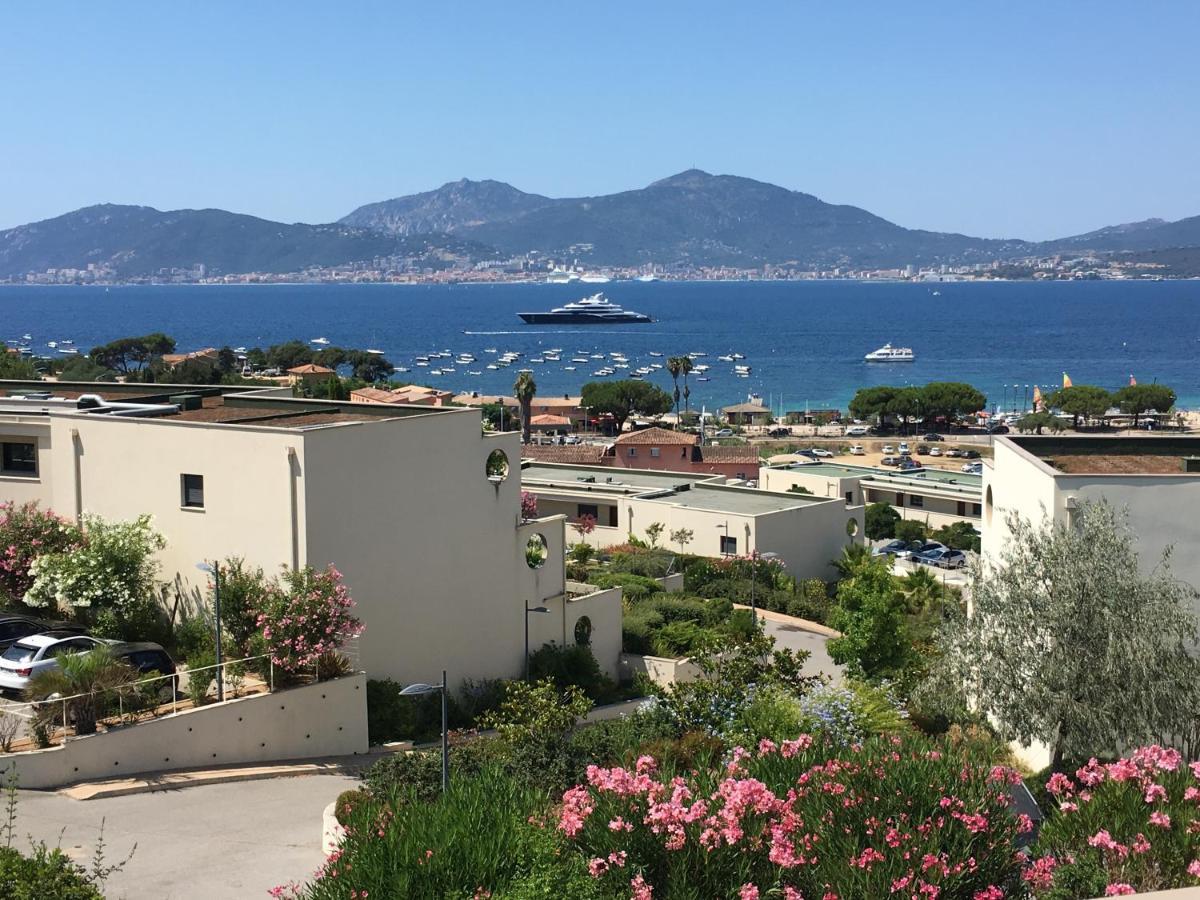 ポルティシオVue Magnifique Sur Baie Ajaccioアパートメント エクステリア 写真